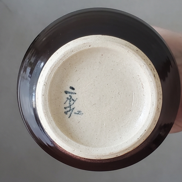 Artist Signed Long-Necked Vase Studio Pottery Beautiful 😍 - Picture 3 of 5